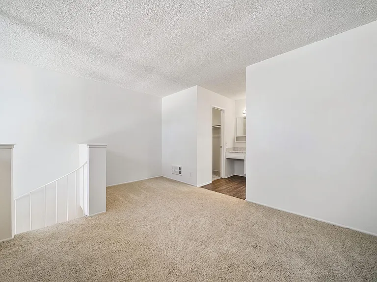 The Terrace Apartments — Photo 37