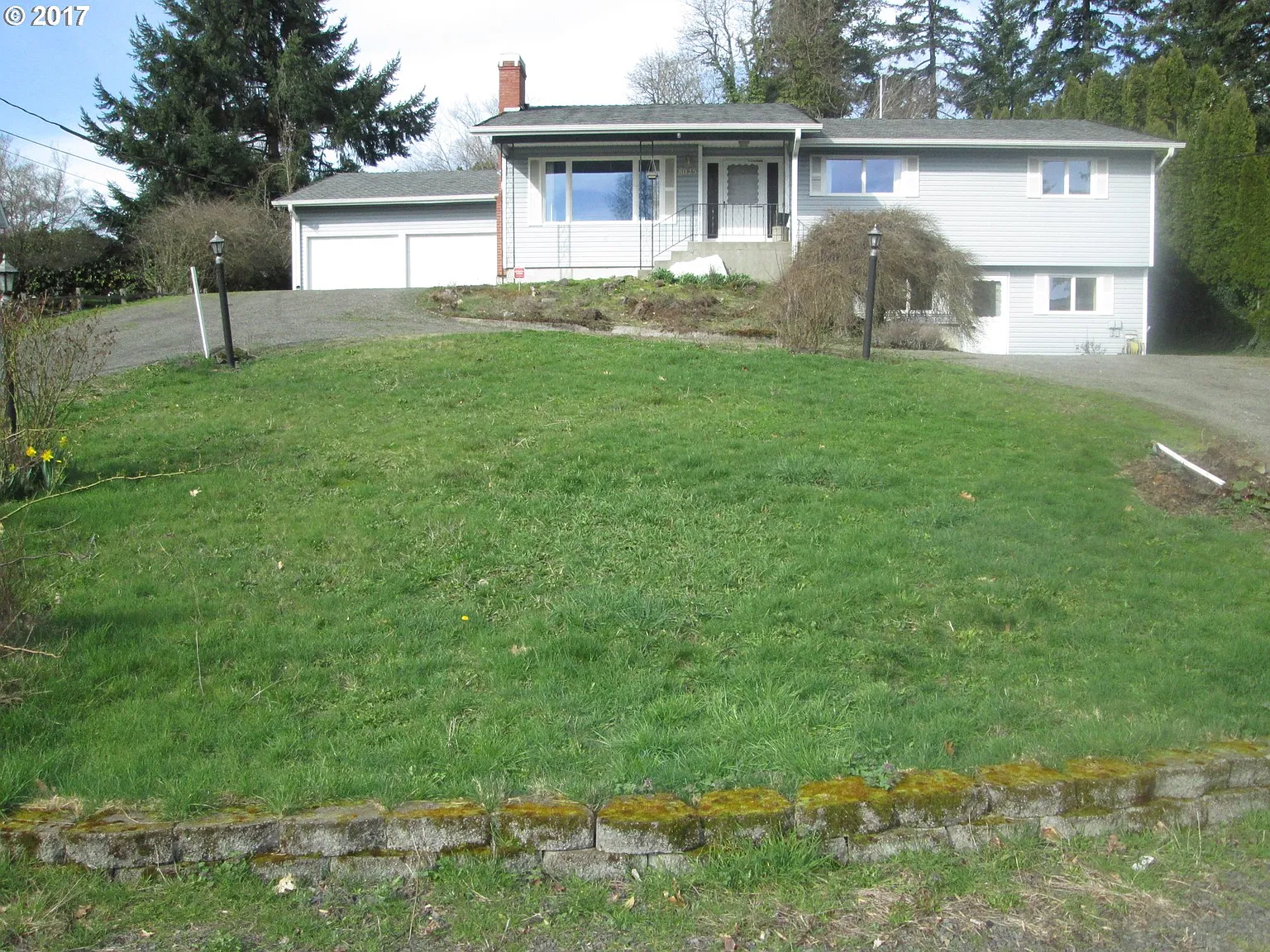 8025 SW Schiller Rd photo 1