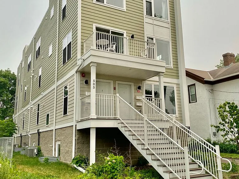 505 Main St Ne — Photo 21