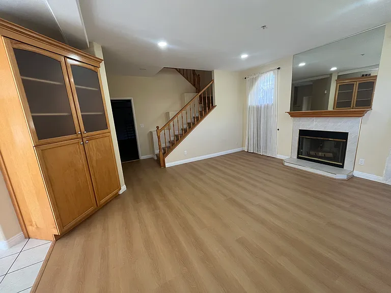 130 Fano St #A — Photo 10