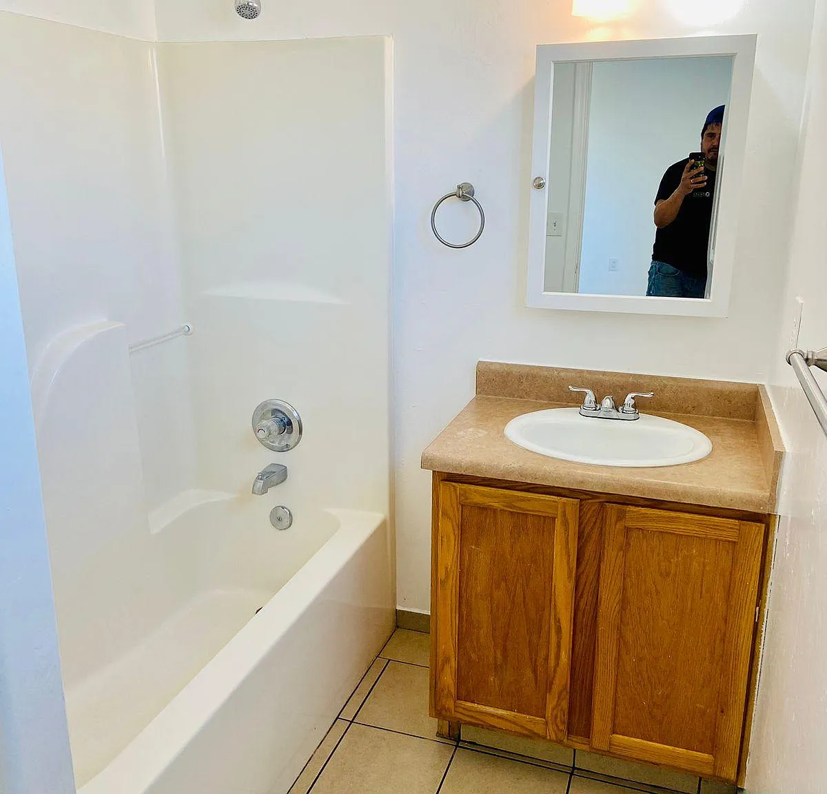 3 bed, 1000 sqft, $1,485 — Photo 4