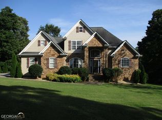 142 Grand View Dr, Cleveland, GA 30528