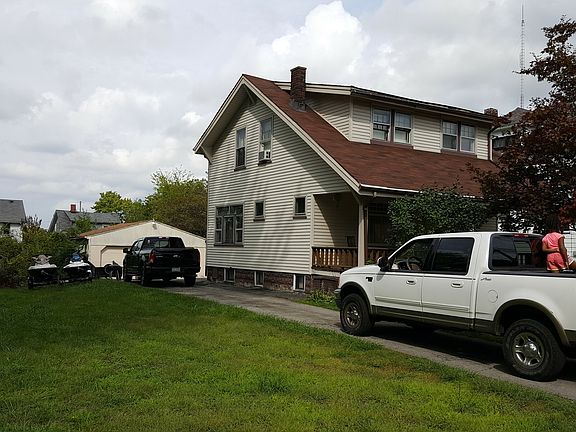 2nd image of 432 E Dewey Ave