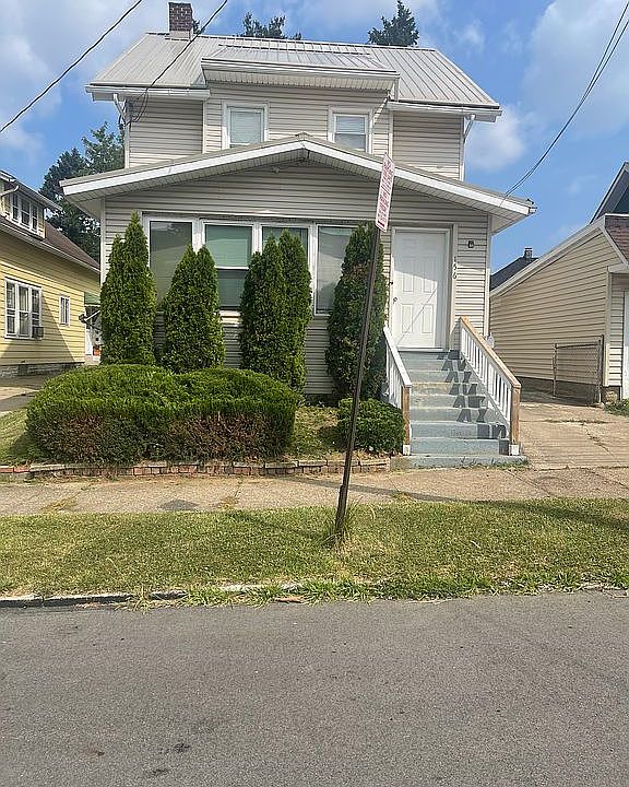 1st image of 156 E 29th St