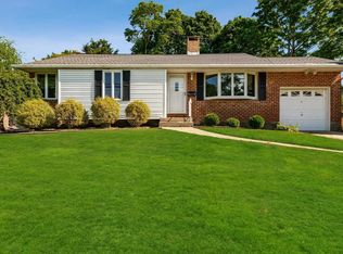 91 Elberta Dr, East Northport, NY 11731