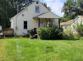 3936 Dunton Rd, Lorain, OH 44055