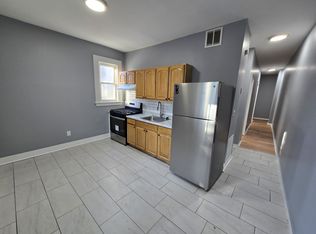 68 Read St #1R, New Haven, CT 06511