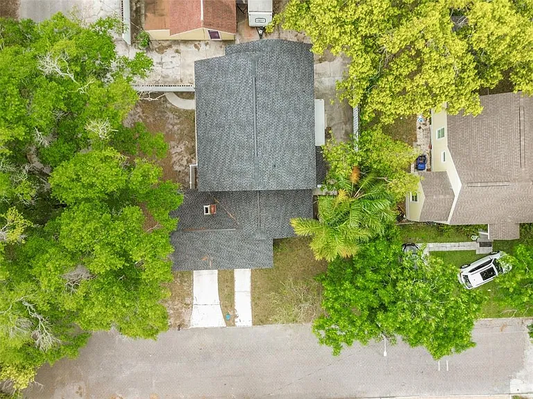 6810 N Navin Ave — Photo 96