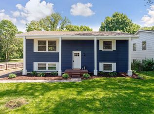 2108 Belmont Ln, Mound, MN 55364
