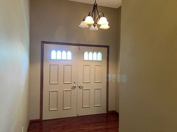 3rd image of 2032 62nd St