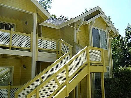 Kent Place — Photo 1