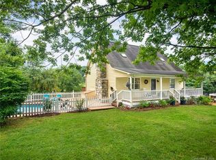 751 Bryson Rd, Candler, NC 28715