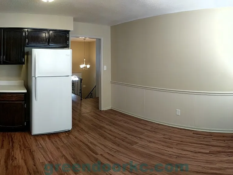 9130 W 78th St — Photo 5