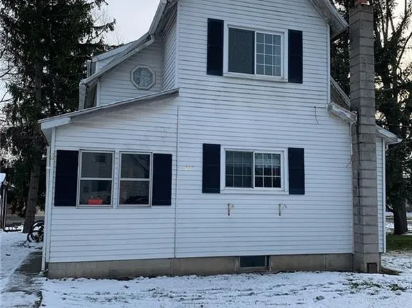 307 W North St, West Unity, OH 43570
