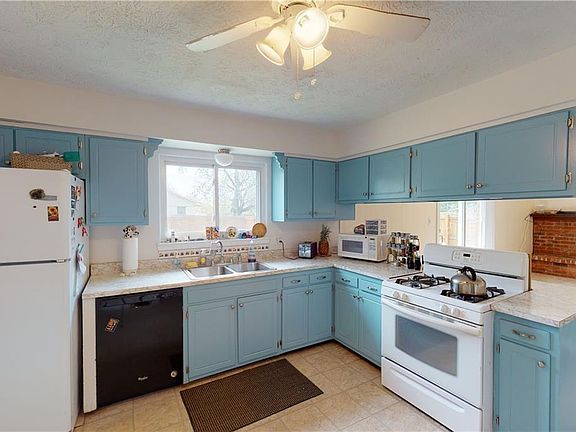 4th image of 11001 E Sedlak Ln