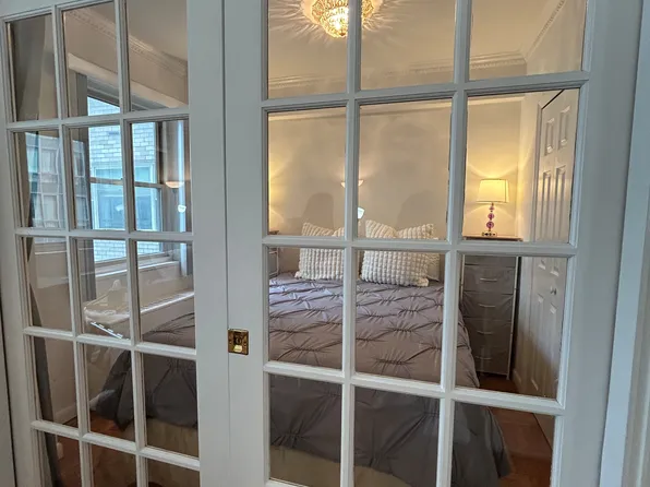 100 West 57th Street image 5 of 13