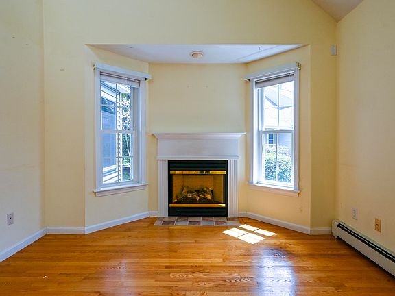 5th image of 66 Stratford Place #41