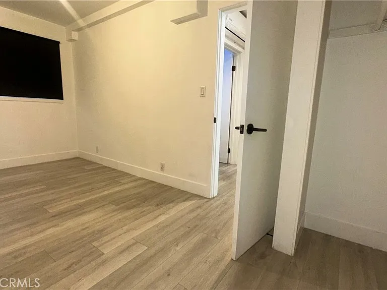 14222 Calvert St #3 — Photo 7