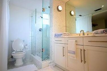 5th image of 301 Sunrise Dr APT 4BE