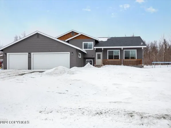 3881 E Blue Sapphire Ct, Wasilla, AK 99654