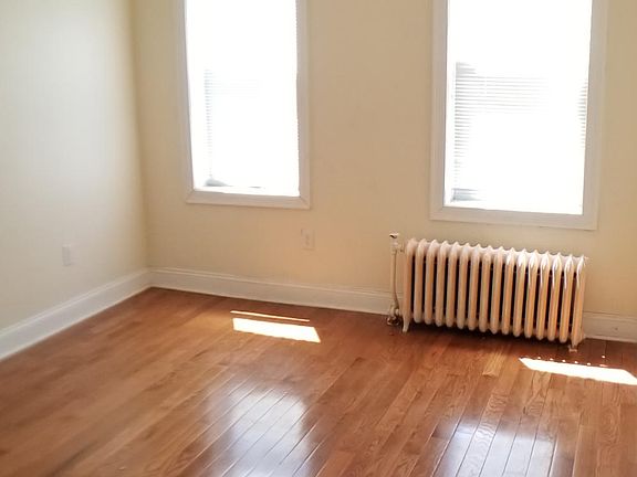4th image of 11 Gardner Ave APT 47