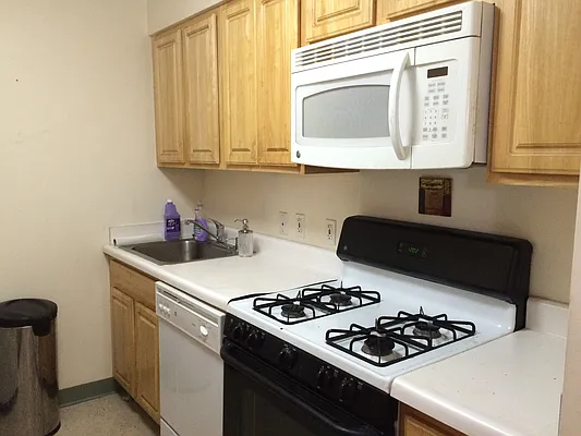 Rented by Lucien Perry | media 13