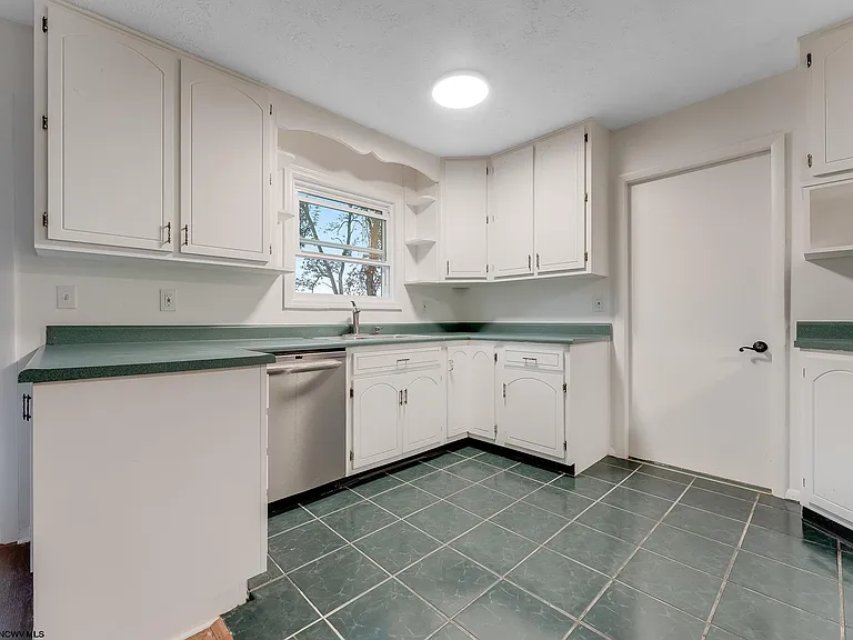 801 Cottonwood St — Photo 21