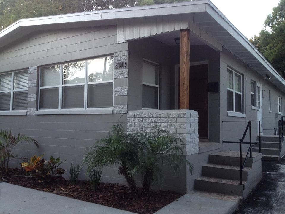 Private Front Porch