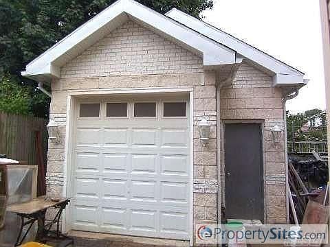 3rd image of 11120 167th St