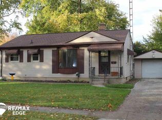 359 North Dr, Davison, MI 48423