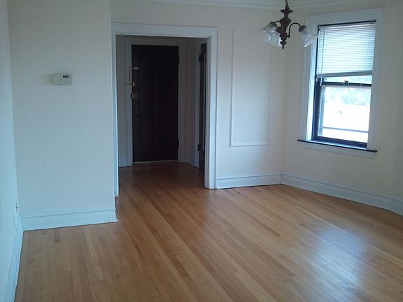 2nd image of 2031 W Summerdale Ave