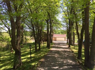 22111 Natchez Ave, Lakeville, MN 55044