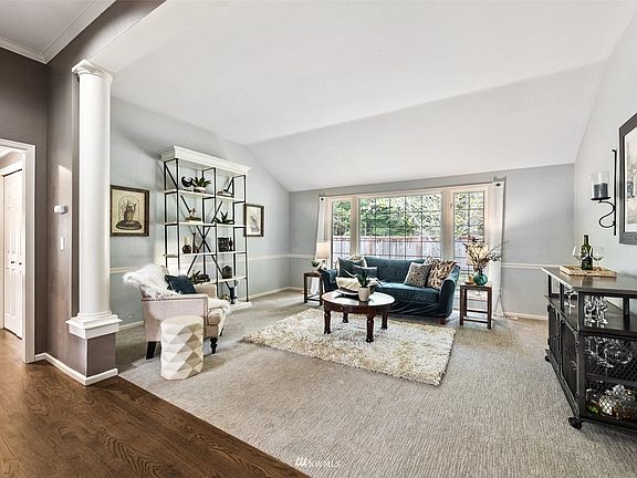 4th image of 2103 25th Street Ct NW