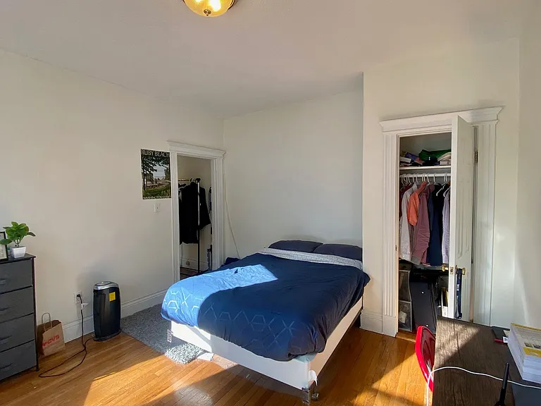 110 Warren St #18 — Photo 20