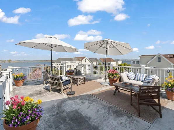 19 Island Point #1, Bronx, NY 10464