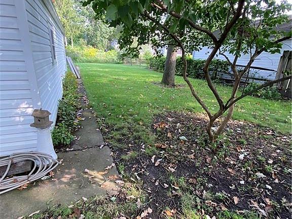 5th image of 4343 S Detroit Ave