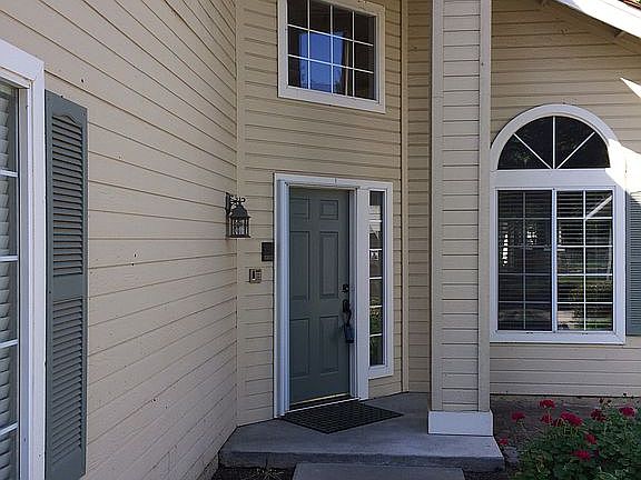2nd image of 9176 N Woodlawn Dr