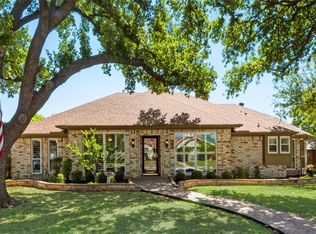 905 E Berkeley Dr, Richardson, TX 75081