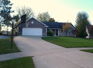 2968 Florence Dr SW, Wyoming, MI 49418