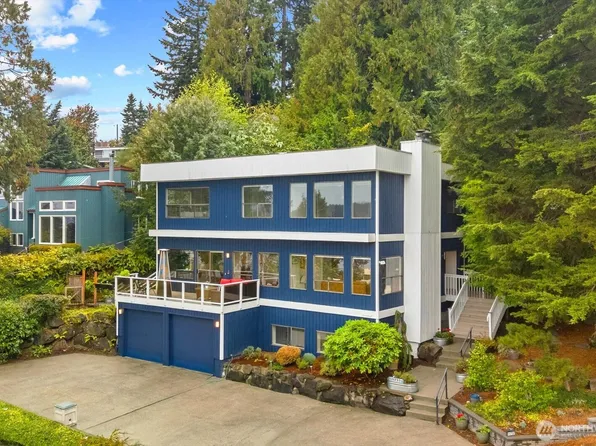 11737 Lakeside Avenue NE, Seattle, WA 98125