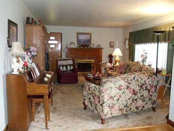 5th image of 3409 Floyd Pike