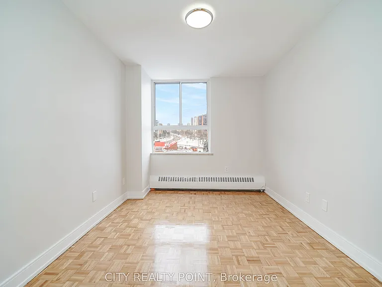 6200 Bathurst St #1504 — Photo 13
