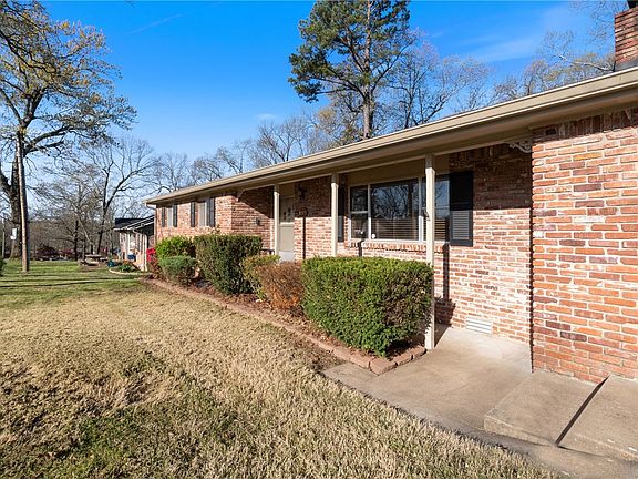 3rd image of 8575 Haven Dr