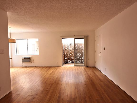 2nd image of 1251 N Fuller Ave #4