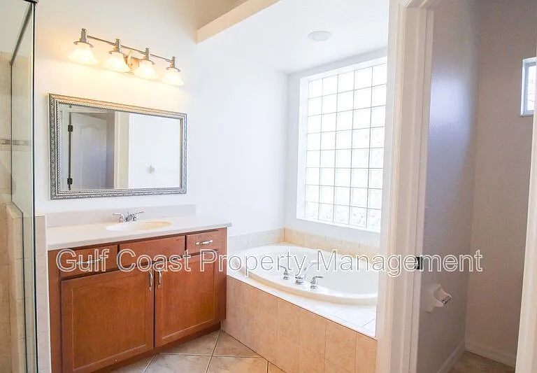 6343 Rookery Cir — Photo 24