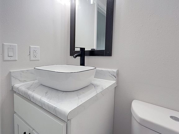 Retreat at Indian Lake - Renovated Bathroom