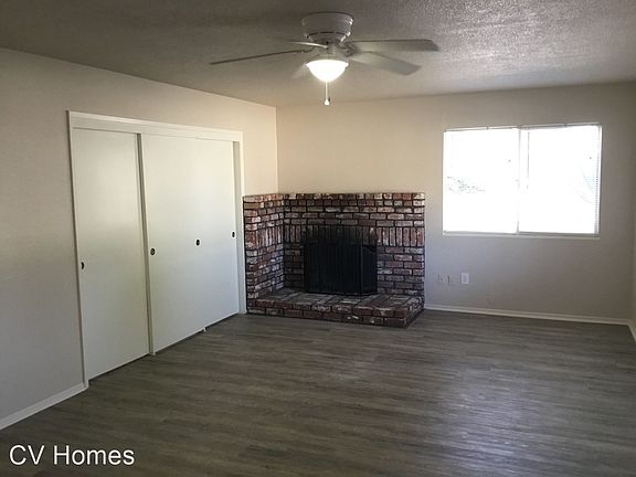 2nd image of 3204 N Ezie Ave