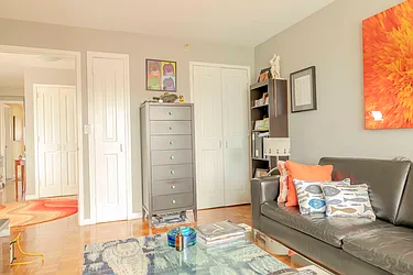 Rented by Addison Property Group