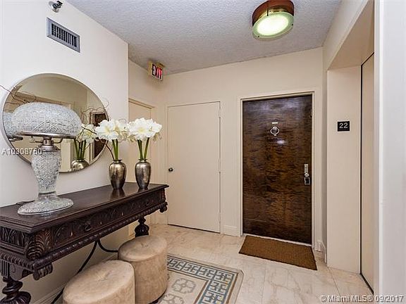 3rd image of 1541 Brickell Ave #A2201
