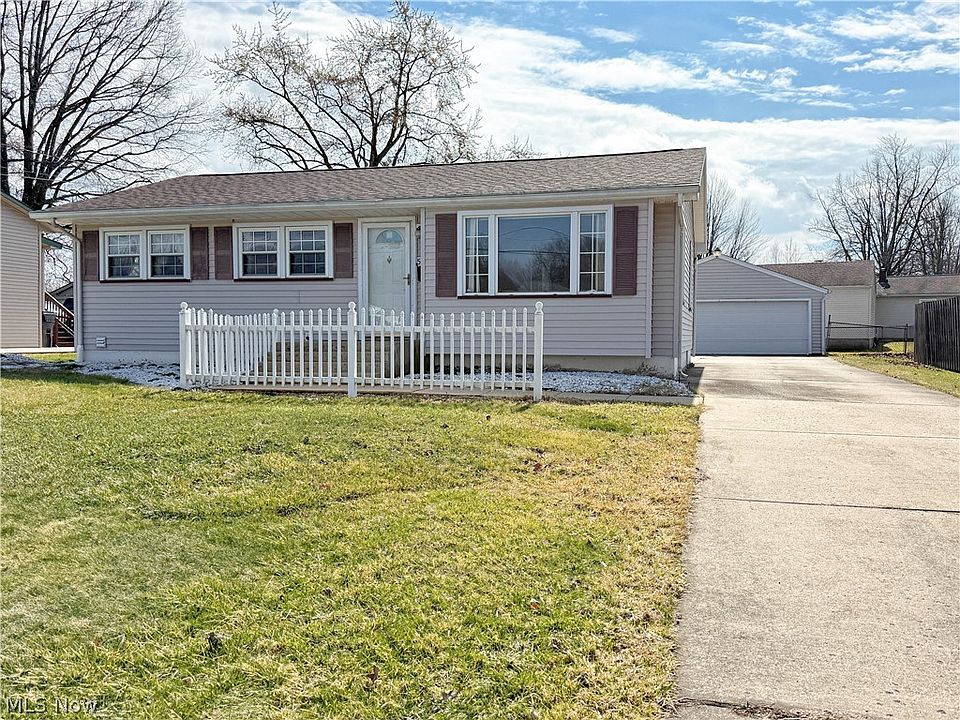 1st image of 5365 Oakcrest Dr
